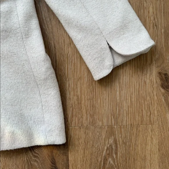 Skies Are Blue - Hannah Sustainable Fabric Blazer - Picture 6 of 7